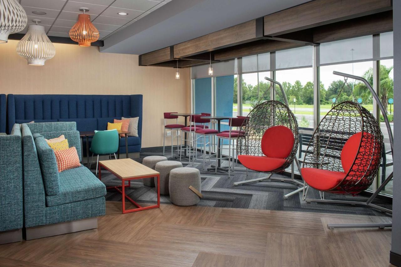 Tru By Hilton Lake City Ngoại thất bức ảnh