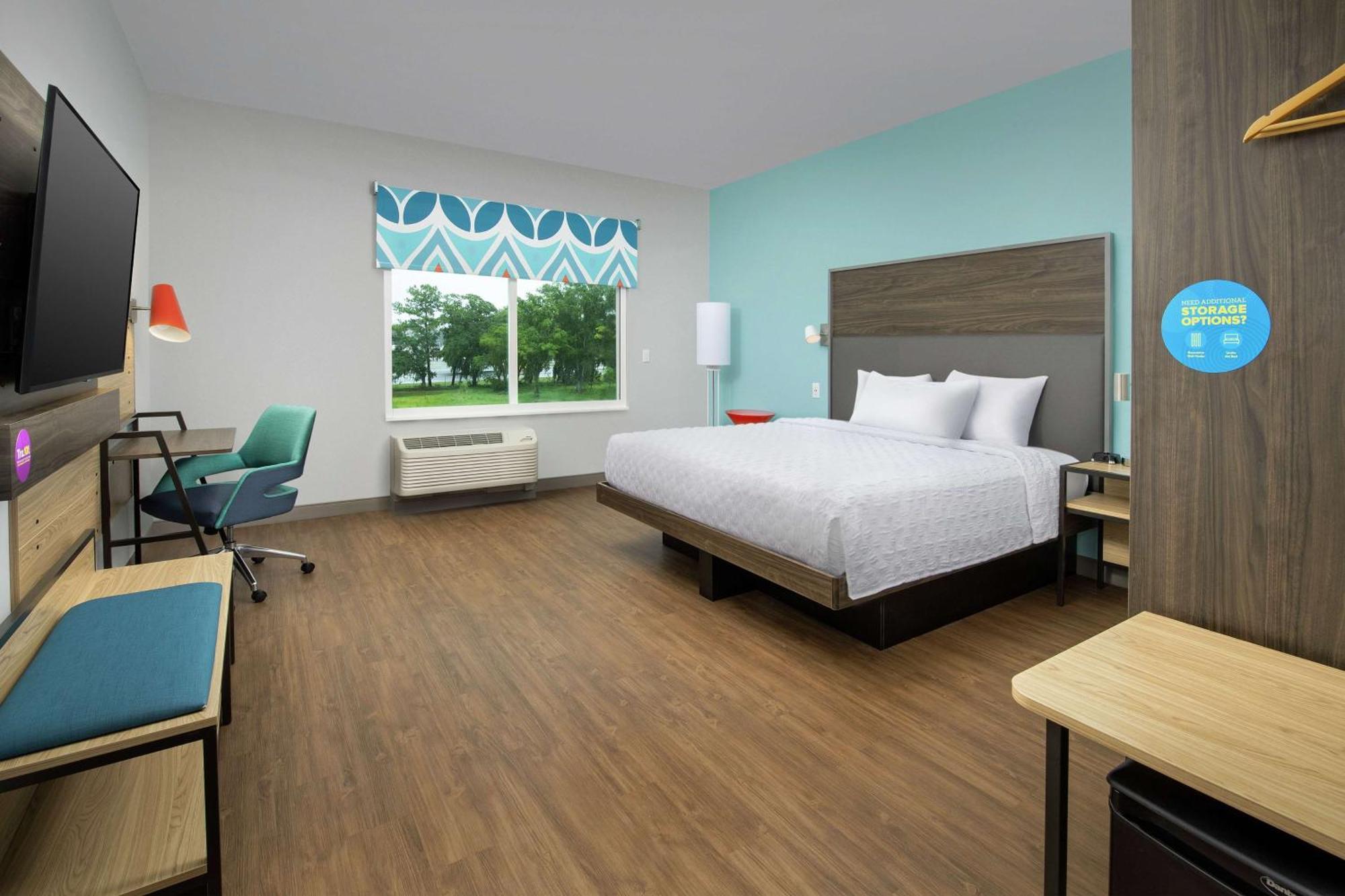 Tru By Hilton Lake City Ngoại thất bức ảnh